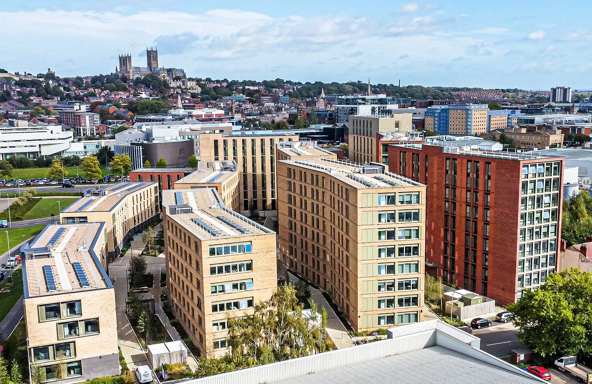 📉 Why Are My HMO Rooms in Lincoln Taking Longer to Let This Year? A Five-Year Look